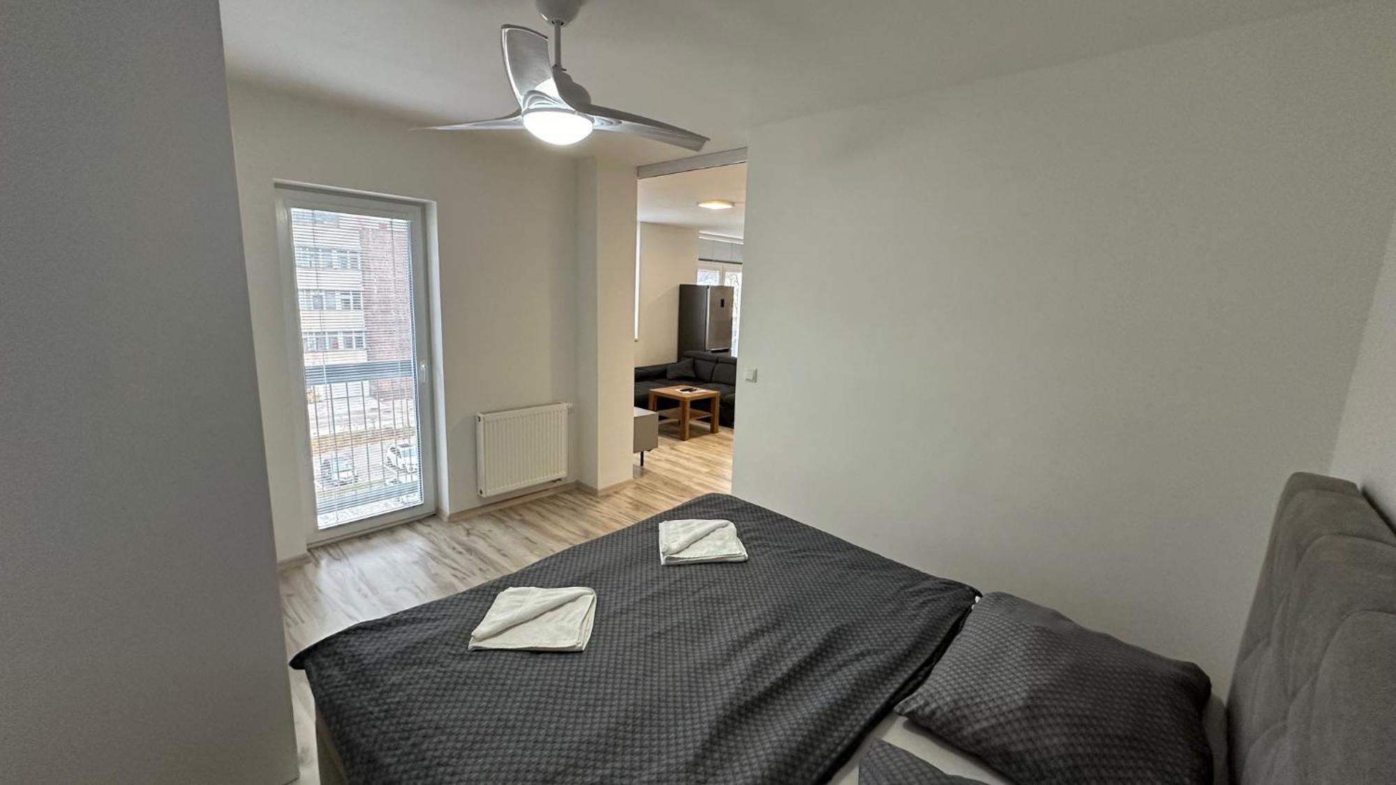 2 Room Apartment With Balcony Liptovský Mikuláš エクステリア 写真