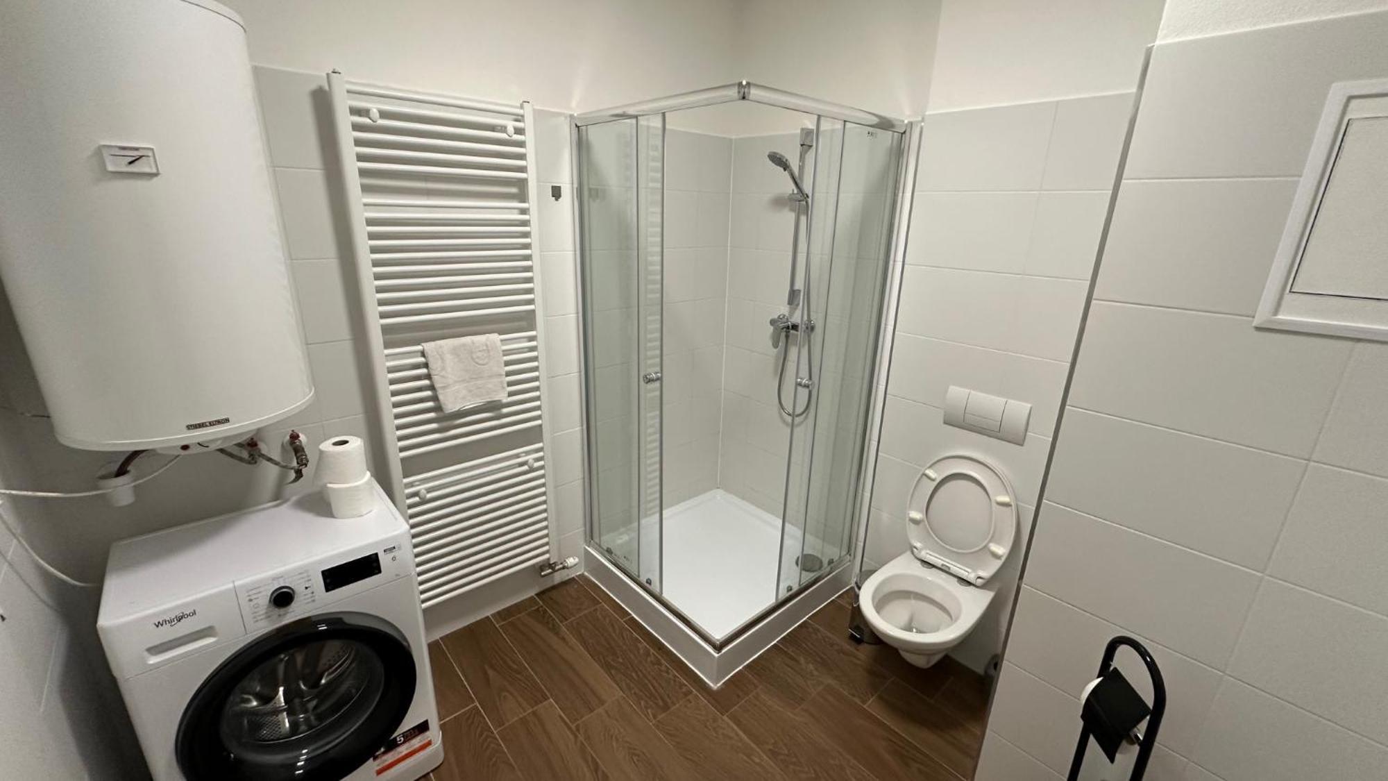 2 Room Apartment With Balcony Liptovský Mikuláš エクステリア 写真